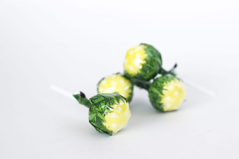 CBWEED-Lollipops-Super-Lemon-Haze